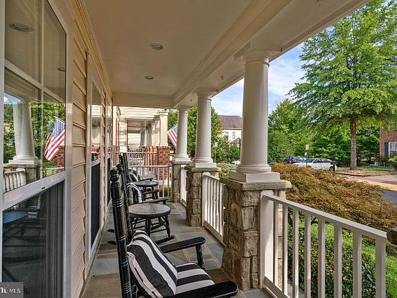 3rd image of 9175 Stonegarden Dr
