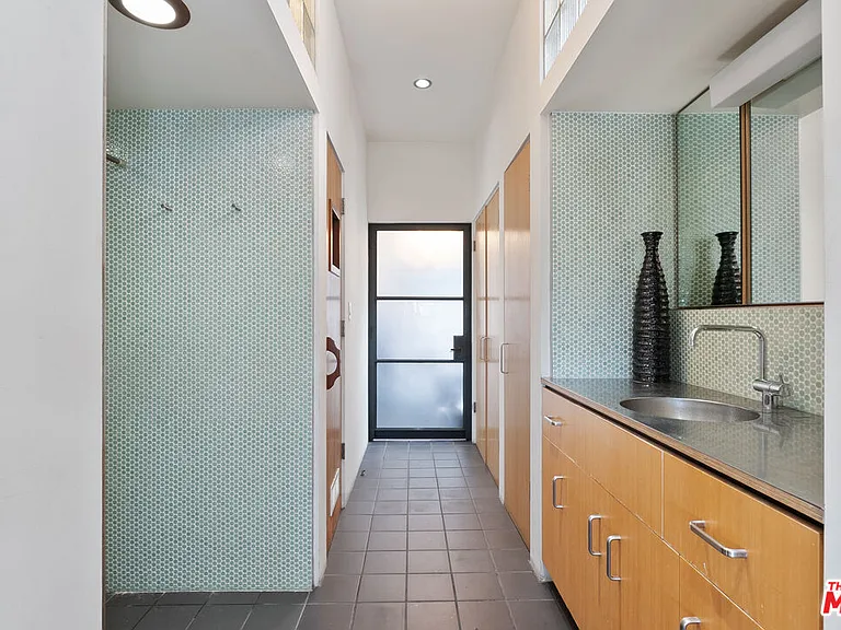 3410 Hermosa Ave — Photo 22