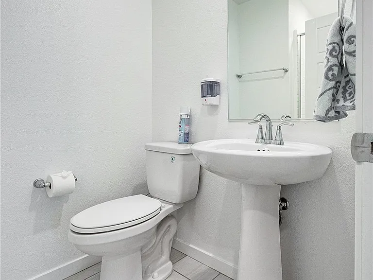 9644 Axel Falls Ave — Photo 24