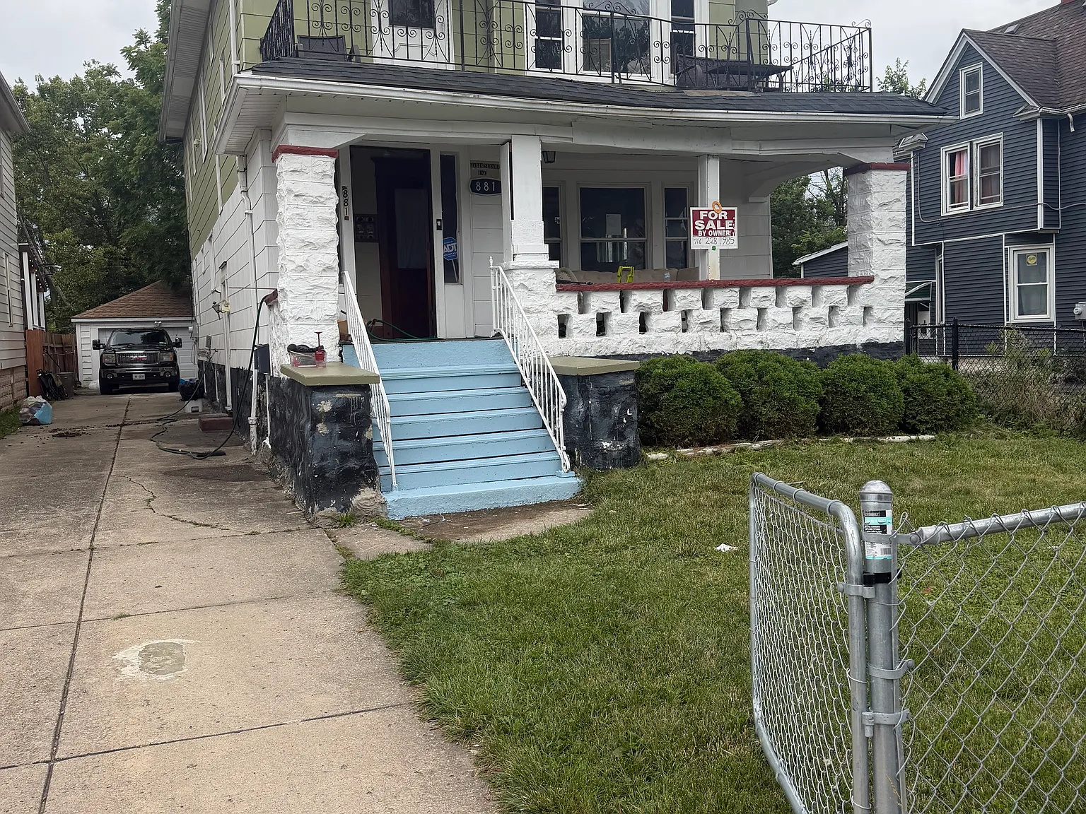 3 bed, 1285 sqft, $1,200 — Photo 1