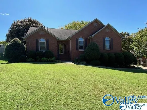 176 Water Oak Dr, Madison, AL 35758