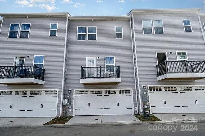9342 Mallard Mills Dr — Photo 11
