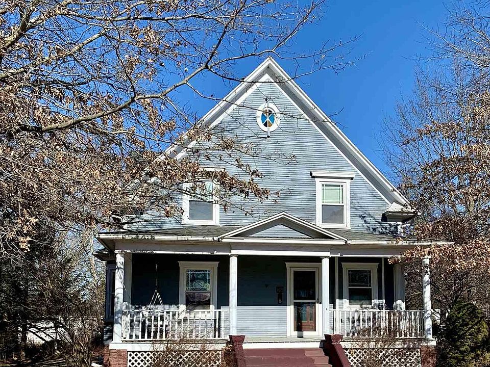 105 S Water St, London Mills, IL 61544 Zillow