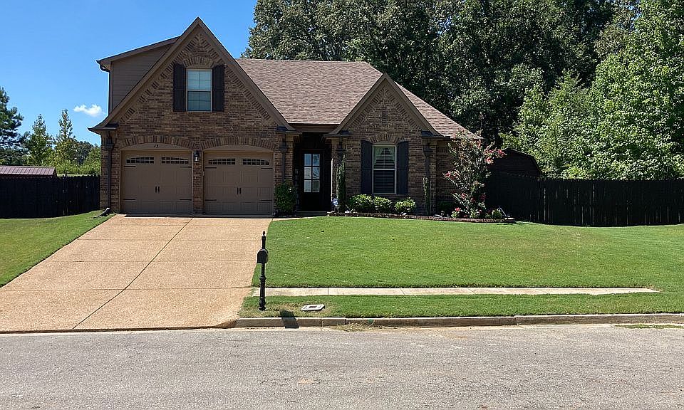1st image of 45 Weston Dr