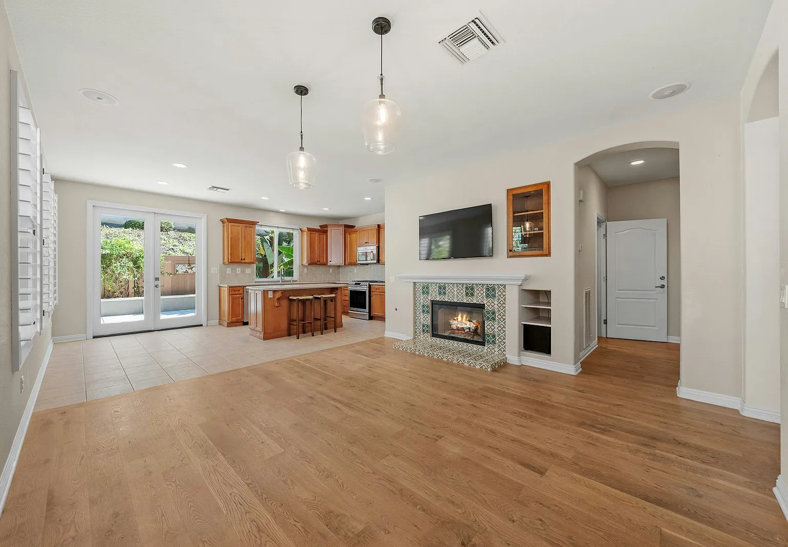 1589 Turquoise Drive — Photo 1