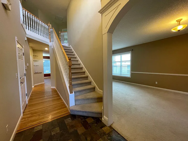 16116 SW Bray Ln — Photo 3