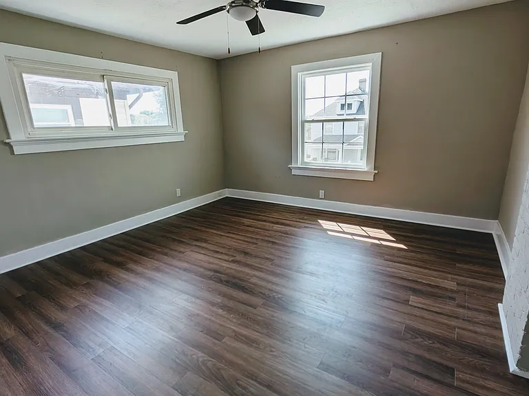 706 Kolping Ave — Photo 10
