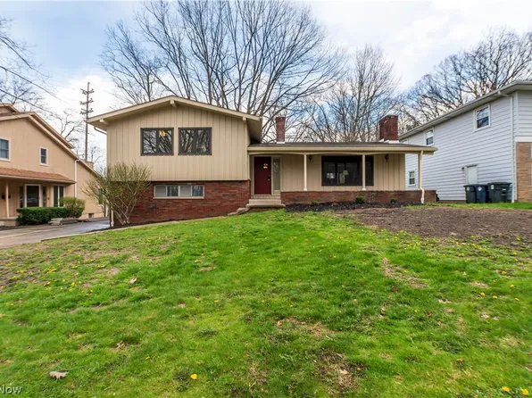 887 Delaware Ave, Akron, OH 44303