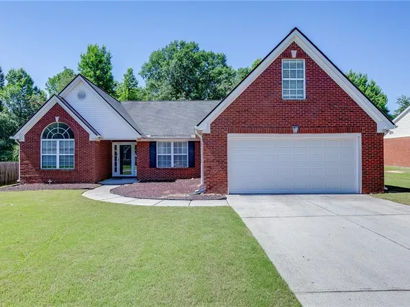 3558 Hill Pond Dr, Buford, GA 30519
