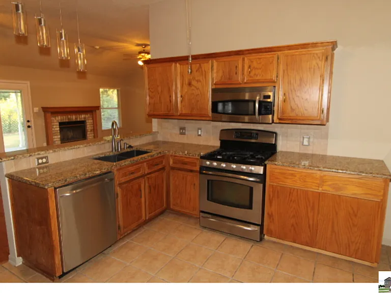 924 Northern Dancer Dr — Photo 19