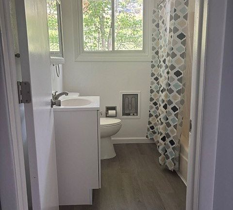 5th image of 429 Jones St