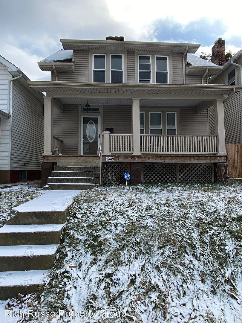 1349 Hildreth Ave photo 1