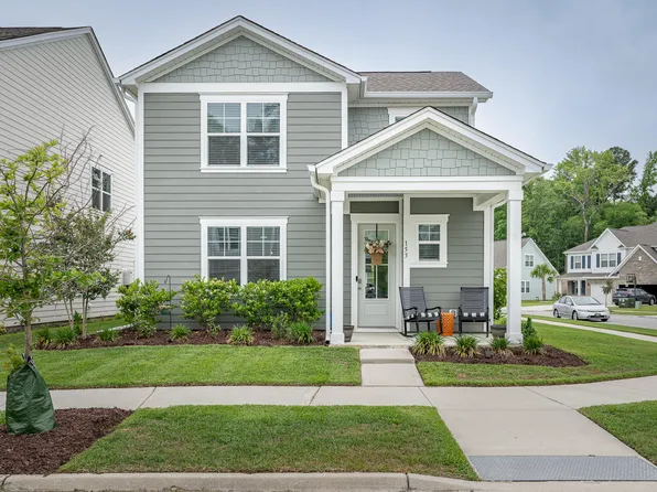 153 Brant Dr, Summerville, SC 29483