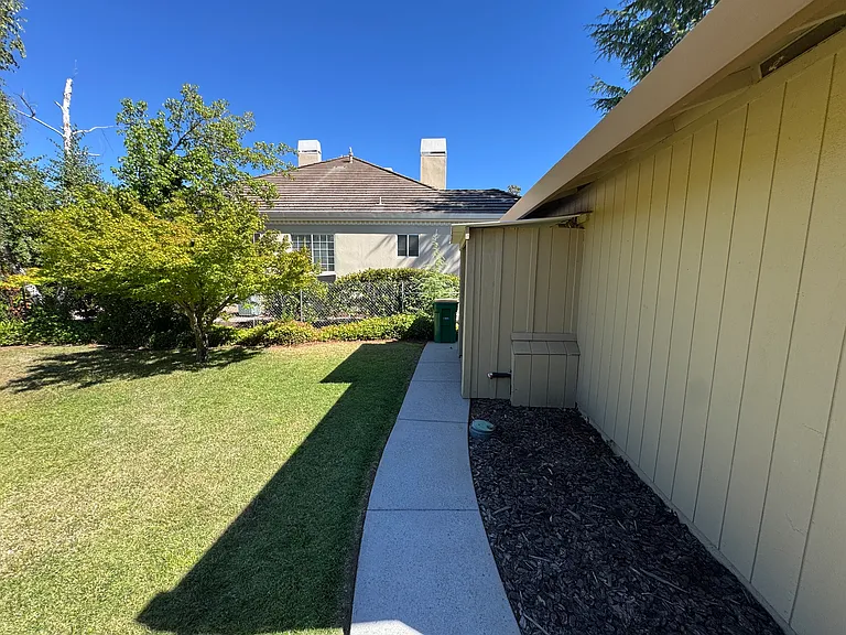 2965 Boeing Rd — Photo 30