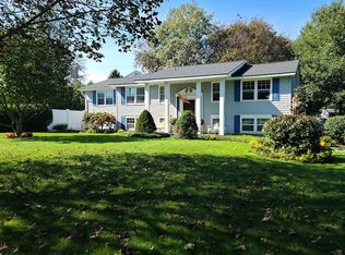 10 Elm Hill Way, Camillus, NY 13031