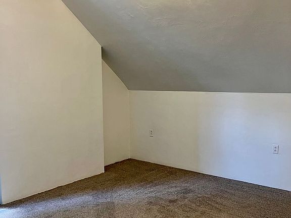 4th image of 5819 Bartlett St APT 9