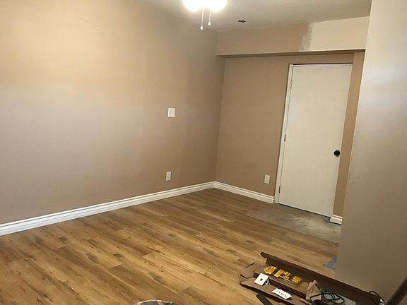 5th image of 908 E Artesia Blvd