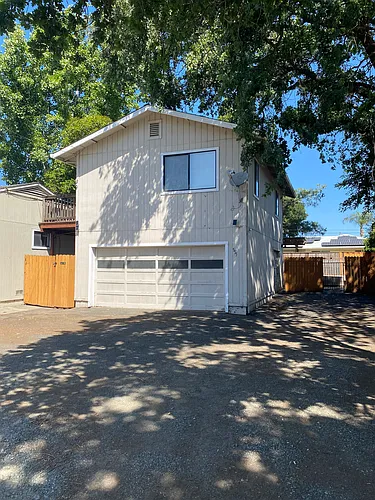 555 Boyes Blvd #B Photo 1