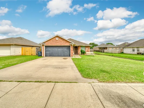 1003 Orchid St, College Station, TX 77845