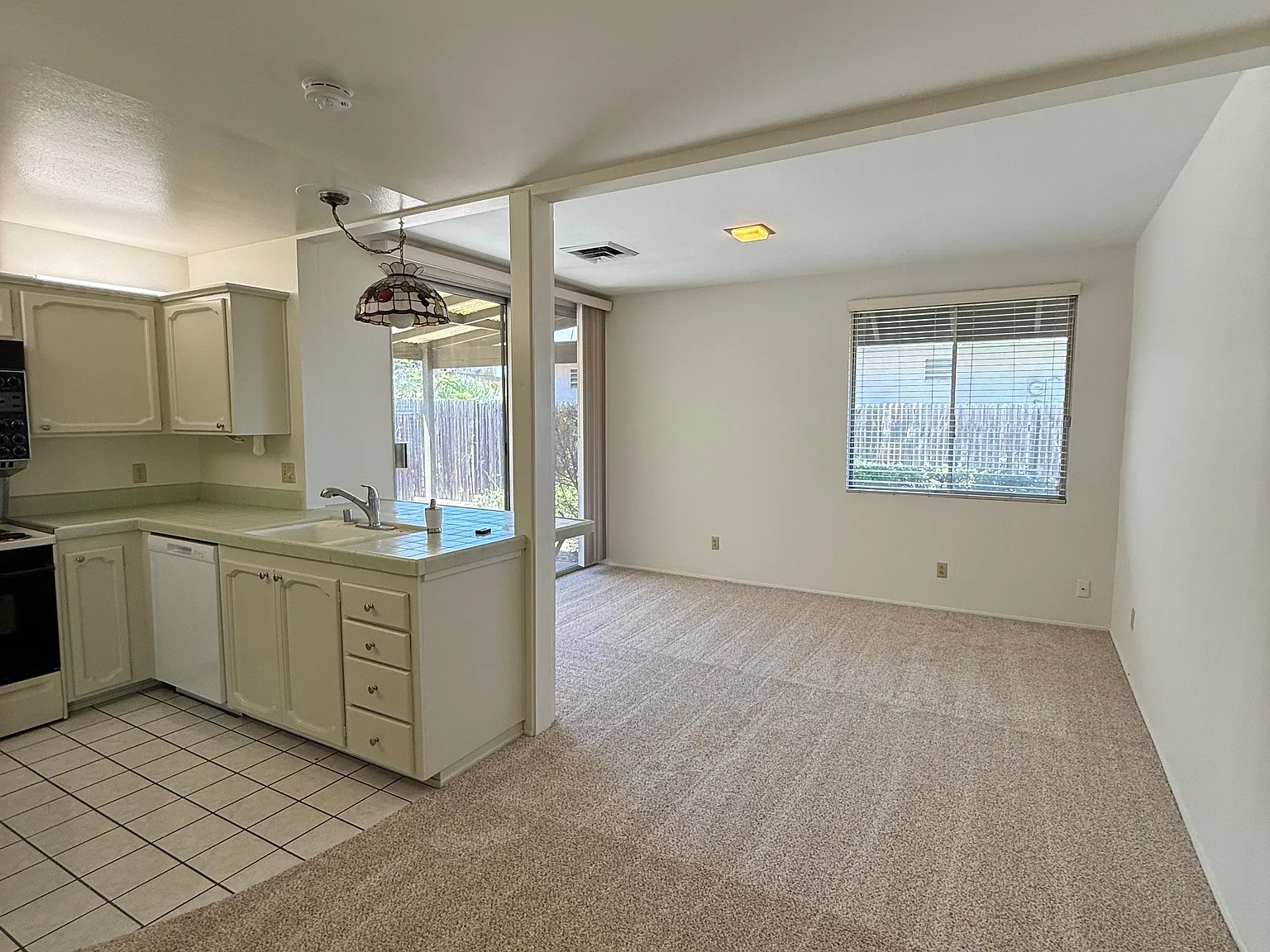 2 bed, 1092 sqft, $2,800 — Photo 4