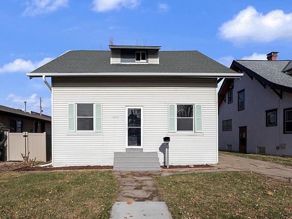 3rd image of 2418 Avenue A