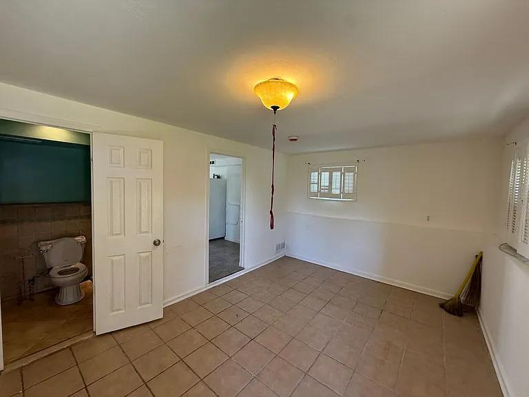 7805 Brevort Rd — Photo 22