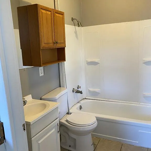 1513 Greenwood Ave #2 — Photo 6