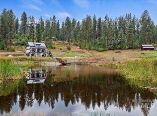 22 Old Cougar Ln, Garden Valley, ID 83622