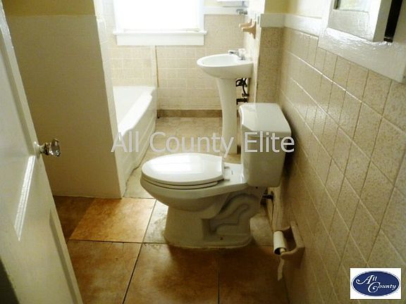 4th image of 801 Dobbins St APT 5