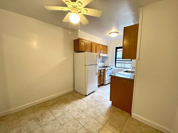 4th image of 83-55 Austin St #3C