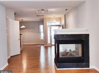 32 Sutton Ct, Pennington, NJ 08534
