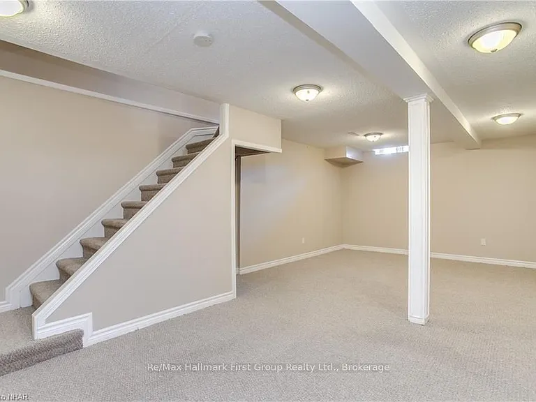 957 Fairbanks Rd — Photo 25