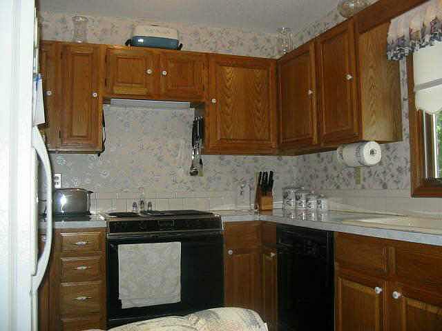 2nd image of 1864 Circle Dr
