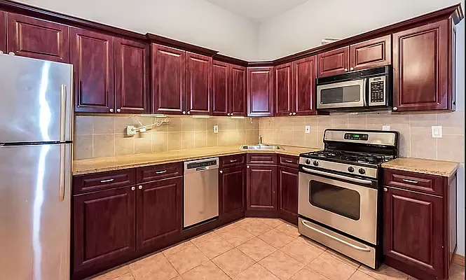 Rented by Corcoran | media 19