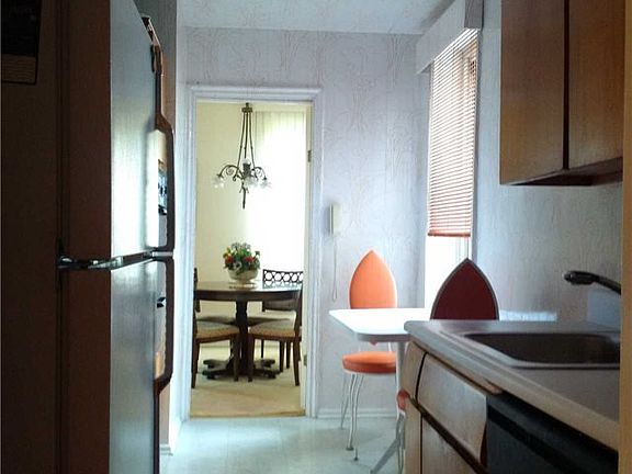4th image of 18-50 211th St APT 5J