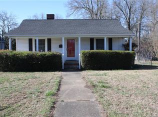 103 Elizabeth Ave, Clover, SC 29710