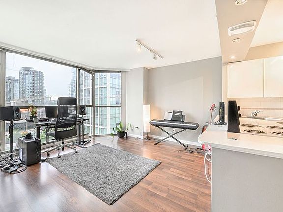 5th image of 888 Pacific St