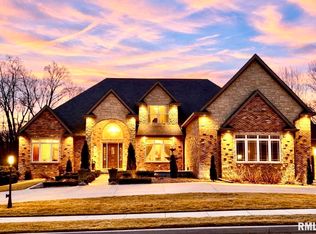 1017 S Copperpoint Dr, Dunlap, IL 61525