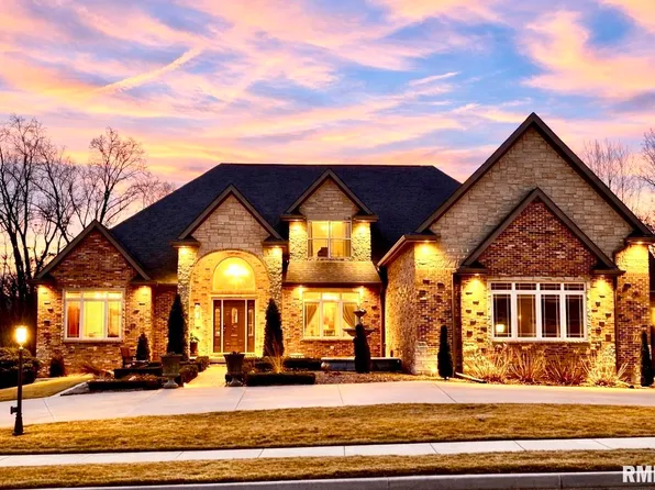 1017 S Copperpoint Dr, Dunlap, IL 61525