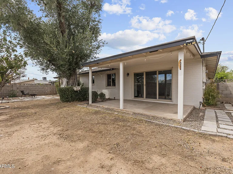 1229 E Manhatton Dr — Photo 25