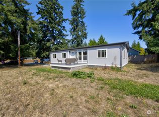 941 Falcon Rd, Camano Island, WA 98282