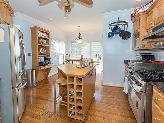 4th image of 4850 Marshwood Dr