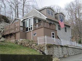 20 Daydream Ln, Andover, NJ 07821