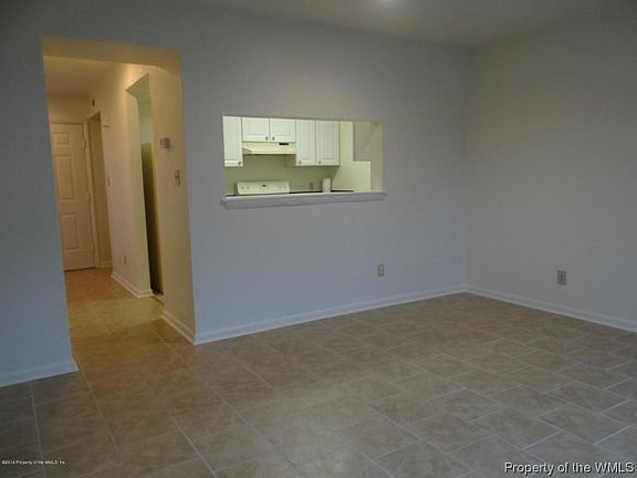 2nd image of 3830 Staffordshire Ln