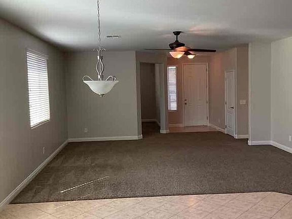 3rd image of 1707 W Loemann Dr