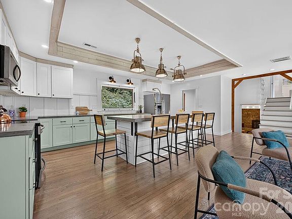 5th image of 23 Clearbrook Rd
