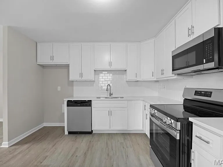 21 Saint Gregory Dr — Photo 7