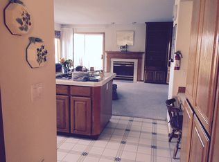 2532 SW Phyllis Dr, Gresham, OR 97080