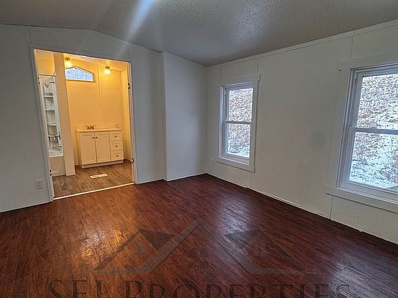 4th image of 10576 Gavers Rd