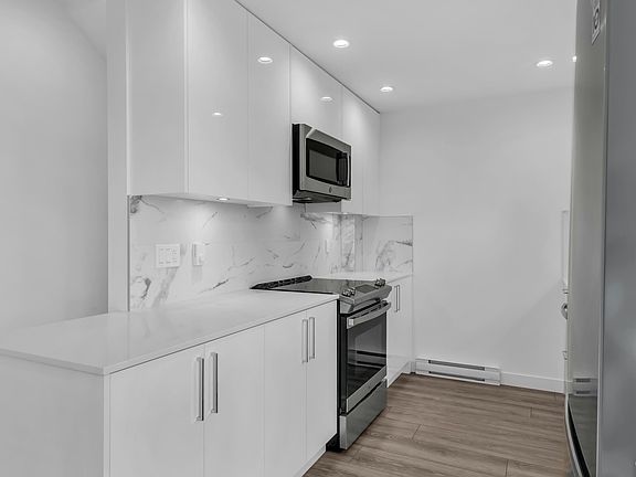 3rd image of 4300 Thompson Rd #7